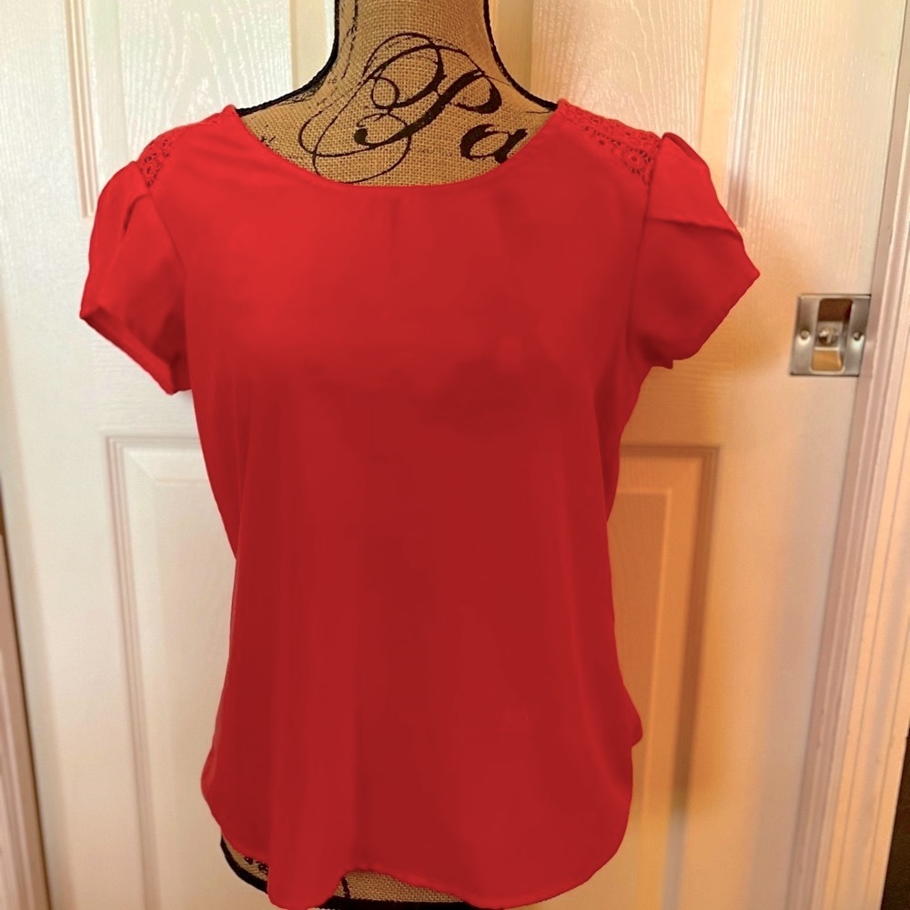 Red Silky Japna Blouse Crocheted Ruffled Medium Top Shirt Blouse